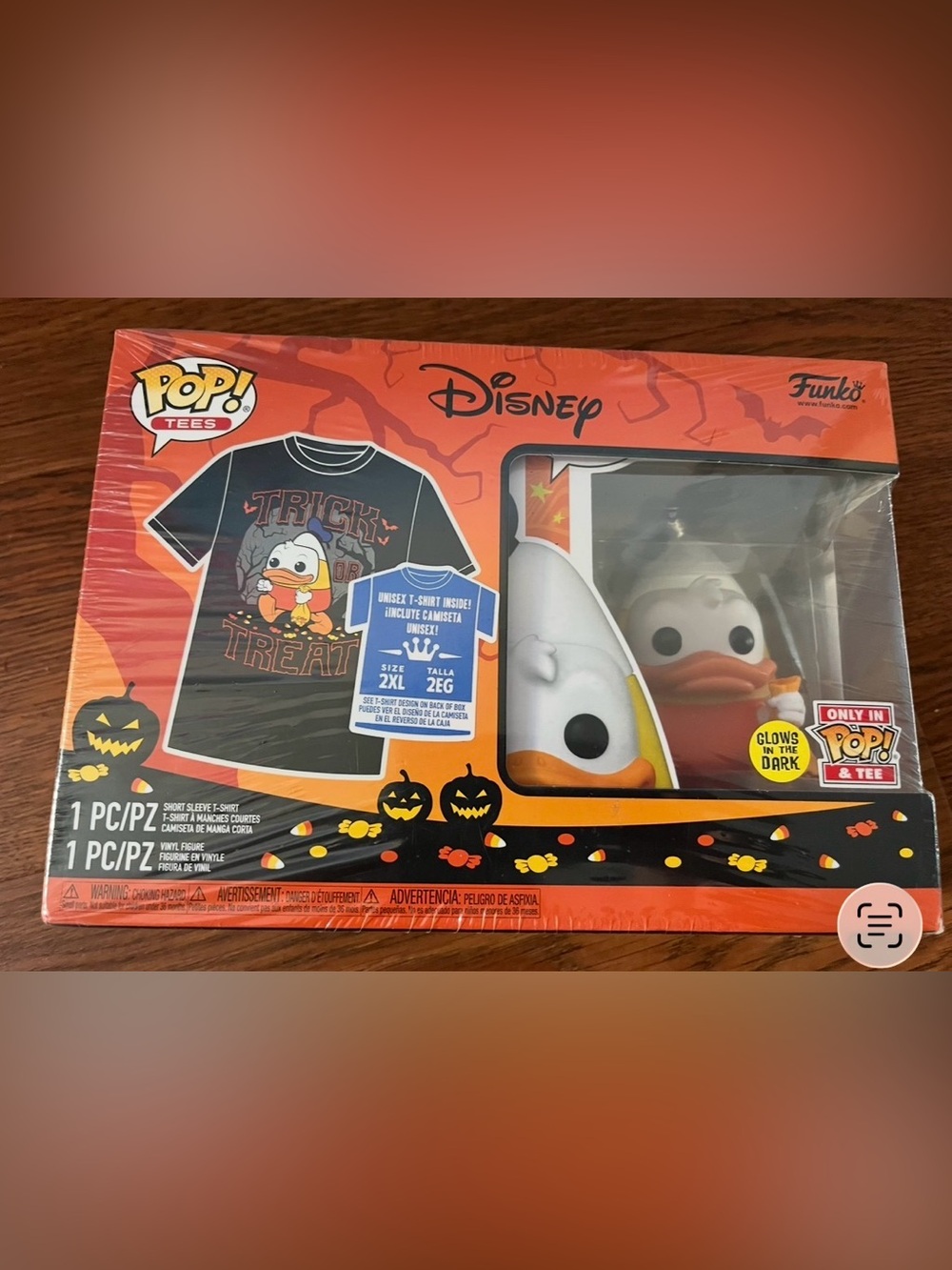 Disney Halloween Donald Duck Funko Pop! and T-shirt set